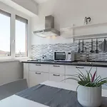 Nomentana White