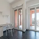 Nomentana White Daire Roma