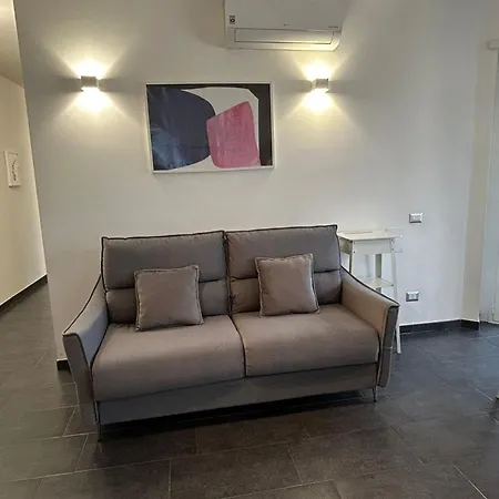 Nomentana White Апартаменты