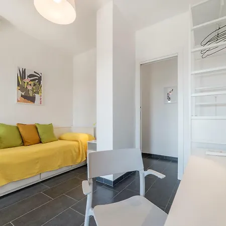 Nomentana White Рим