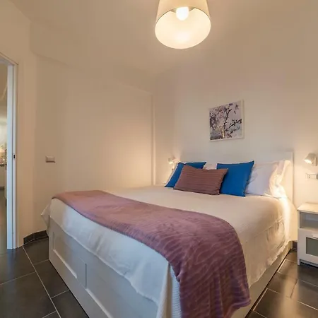 Nomentana White * Roma